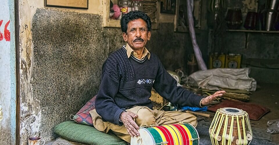 तबला — भारतीय शास्त्रीय संगीत का लयात्मक वाद्य