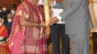 दुलारी